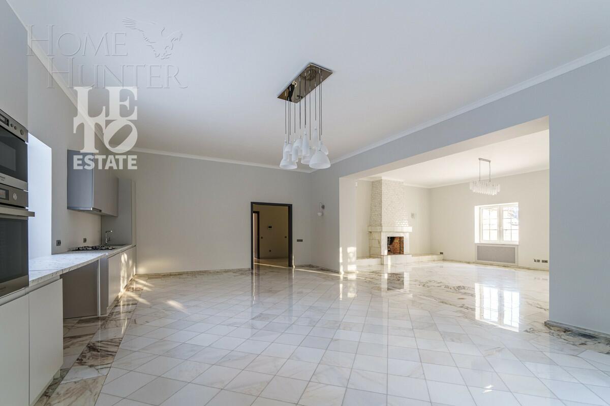 3-этажный коттедж 618 м² с отделкой