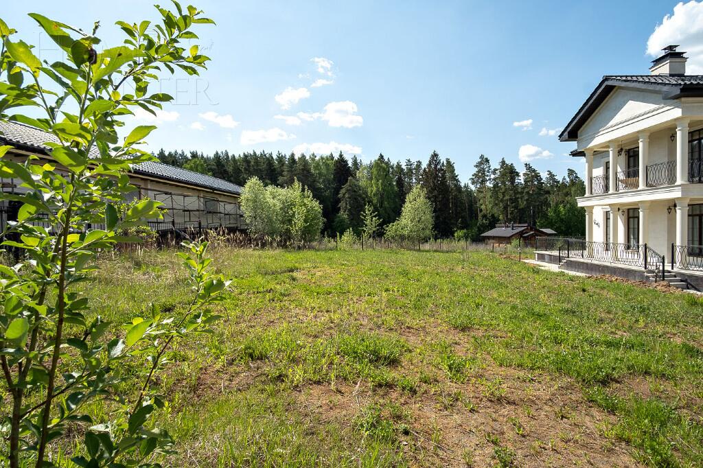 2-этажный коттедж 610 м² с отделкой