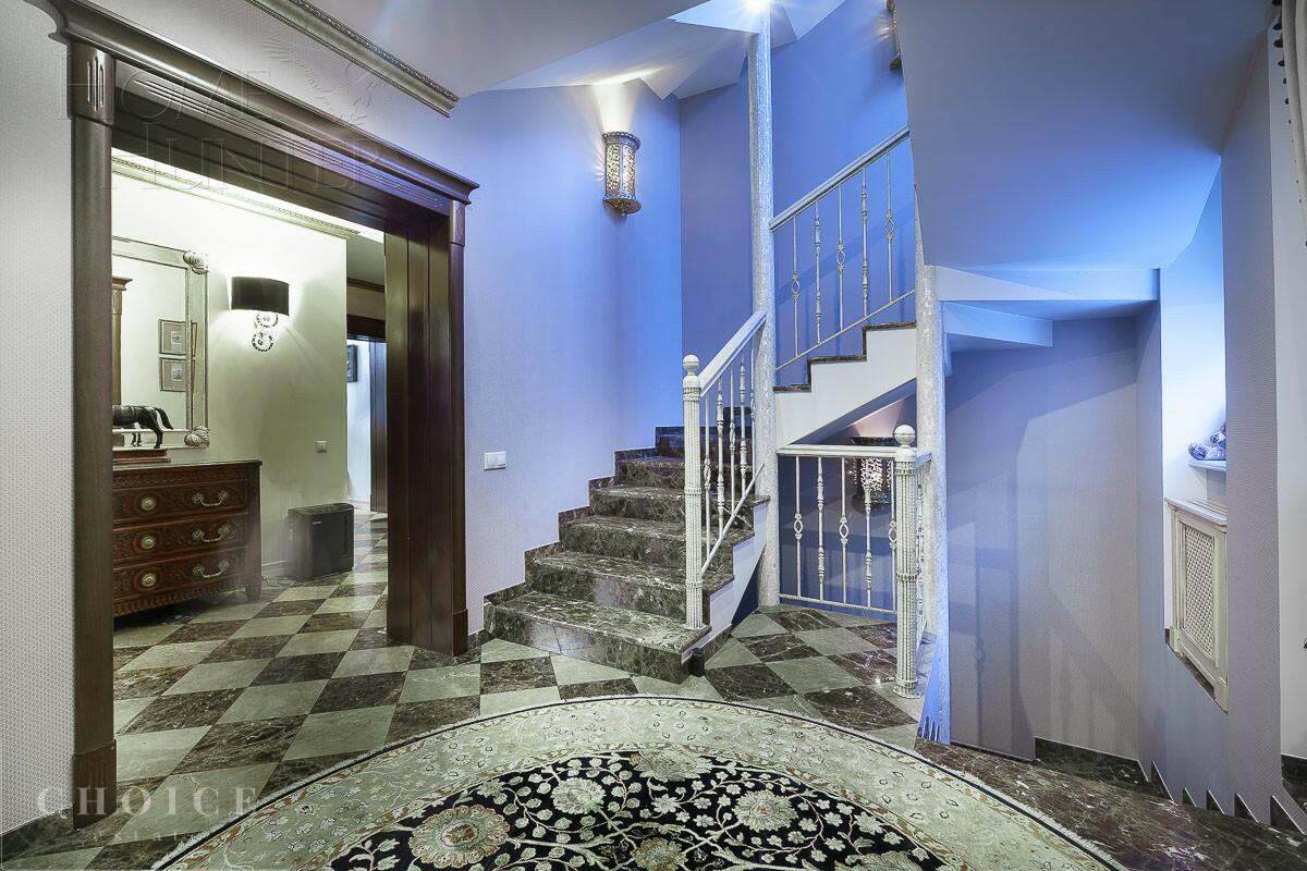 2-этажный коттедж 460 м² с отделкой