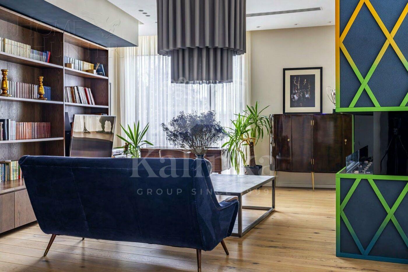 2-этажный коттедж 2 534 м² с отделкой