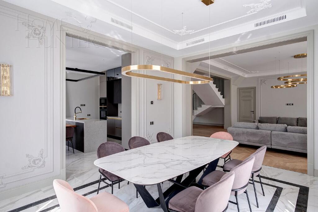 2-этажный коттедж 610 м² с отделкой