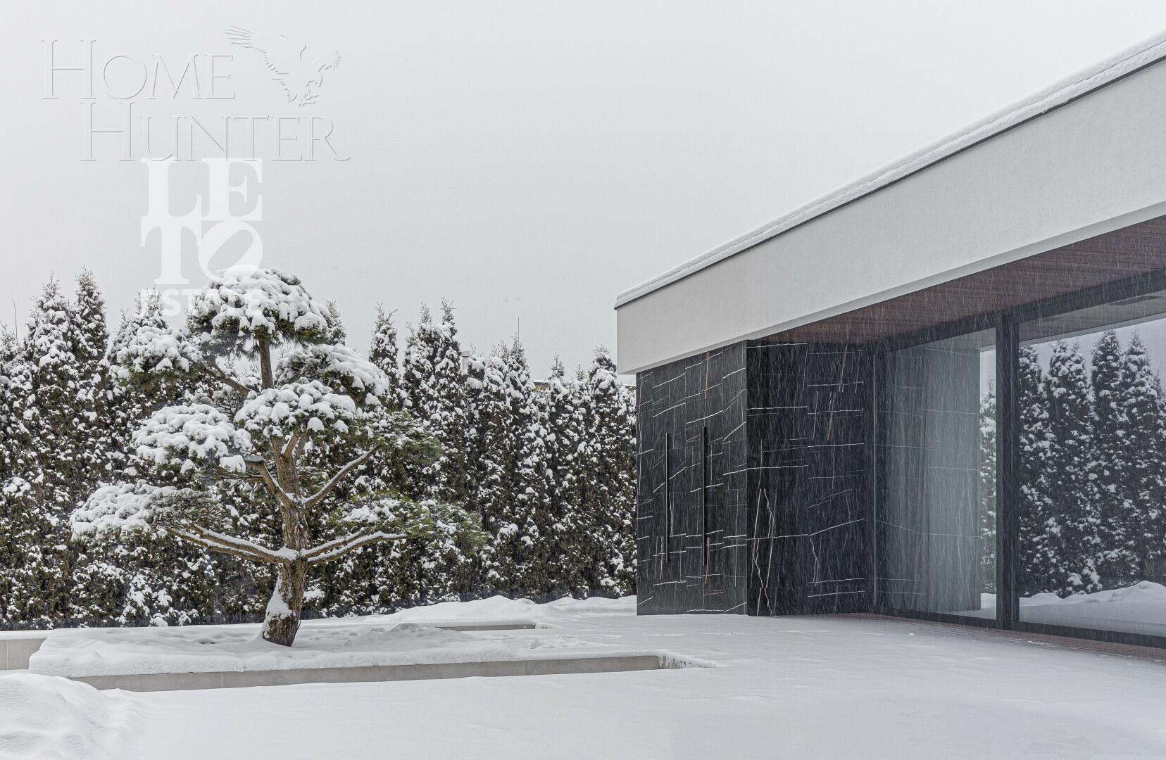 2-этажный коттедж 1 066 м² с отделкой