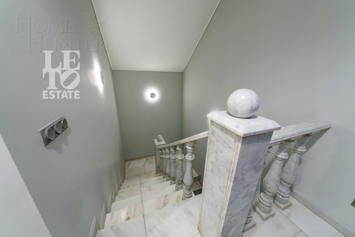 3-этажный коттедж 618 м² с отделкой