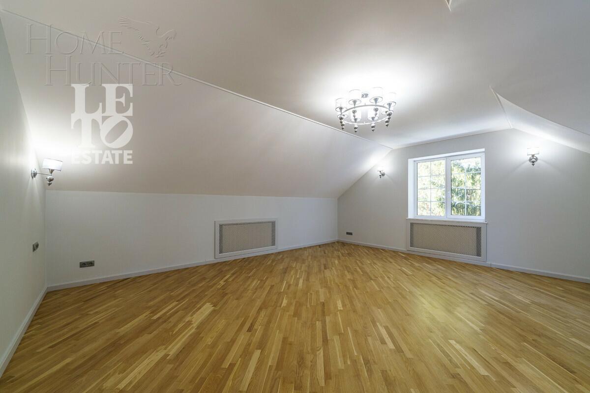 3-этажный коттедж 618 м² с отделкой