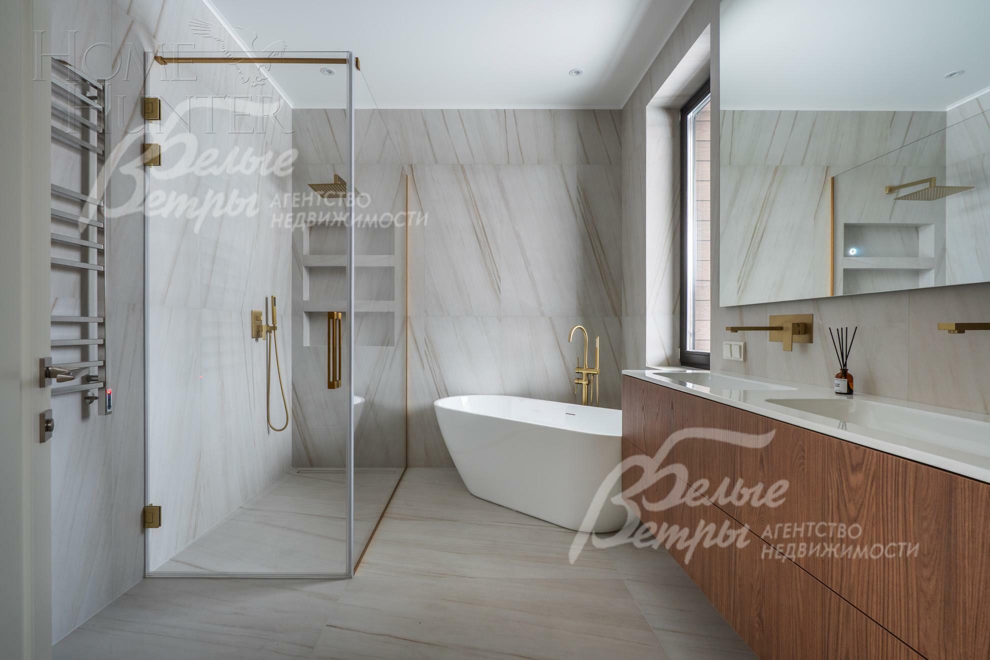 2-этажный коттедж 323 м² с отделкой