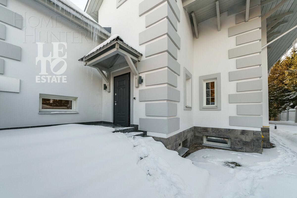 3-этажный коттедж 618 м² с отделкой