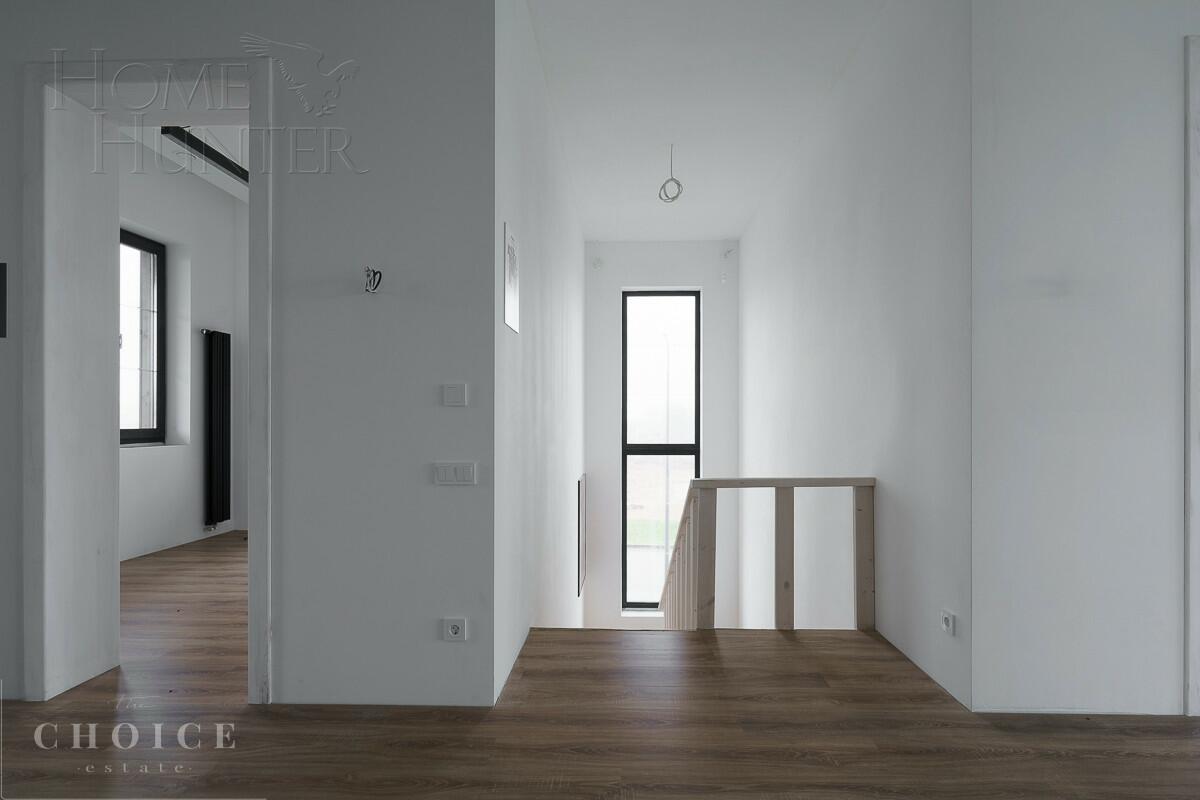 2-этажный коттедж 300 м² с отделкой