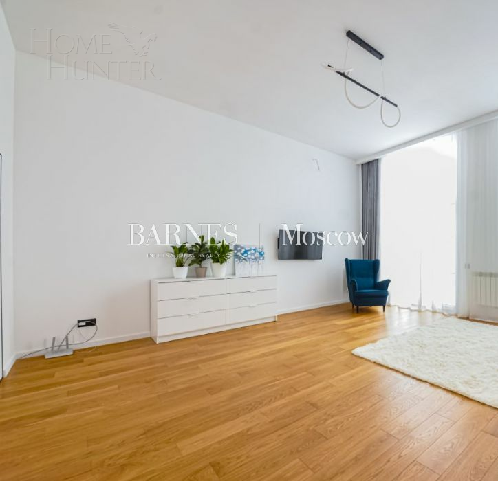 2-этажный коттедж 260 м² с отделкой