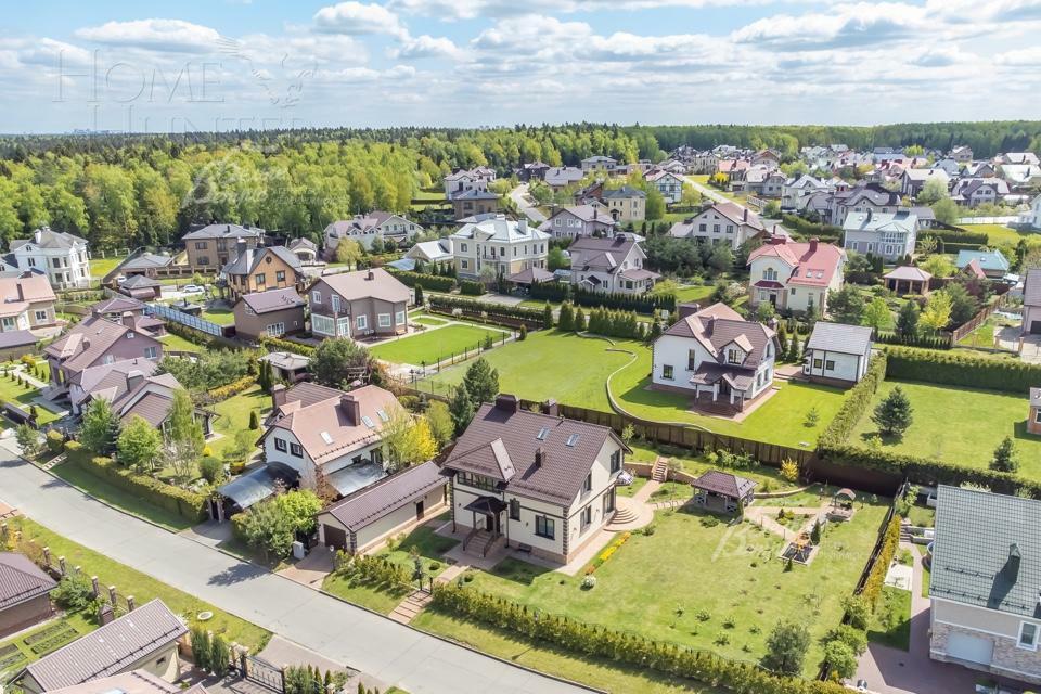 2-этажный коттедж 370 м² с отделкой