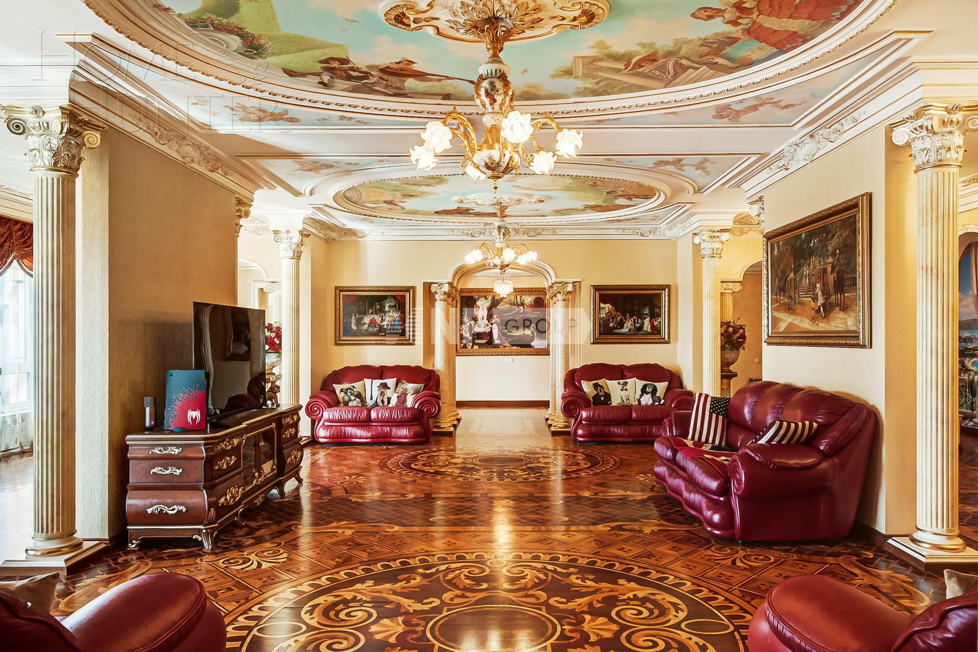 10-КОМН. КВАРТИРА С ОТДЕЛКОЙ 560 М² НА 4 ЭТАЖЕ