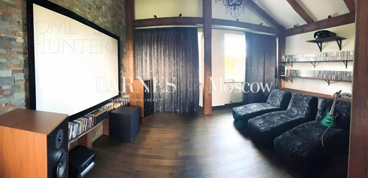 3-этажный коттедж 700 м² с отделкой