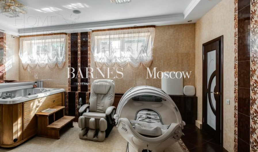 3-этажный коттедж 1 650 м² с отделкой