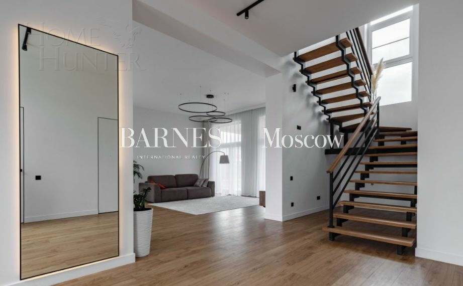 2-этажный коттедж 260 м² с отделкой