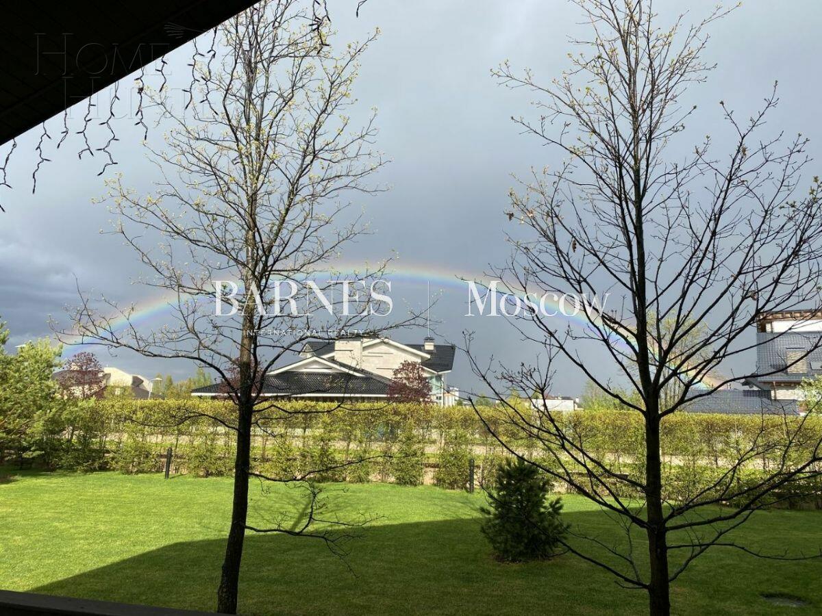 3-этажный коттедж 700 м² с отделкой