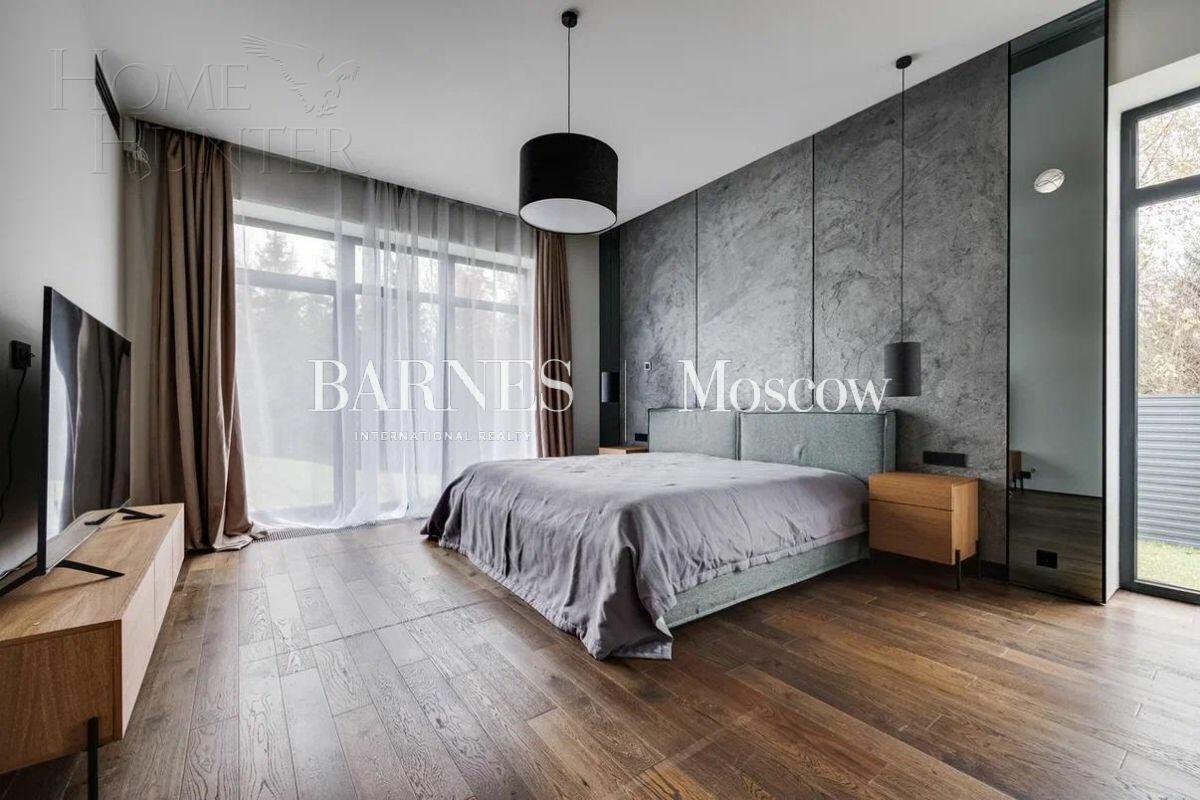 1-этажный коттедж 440 м² с отделкой