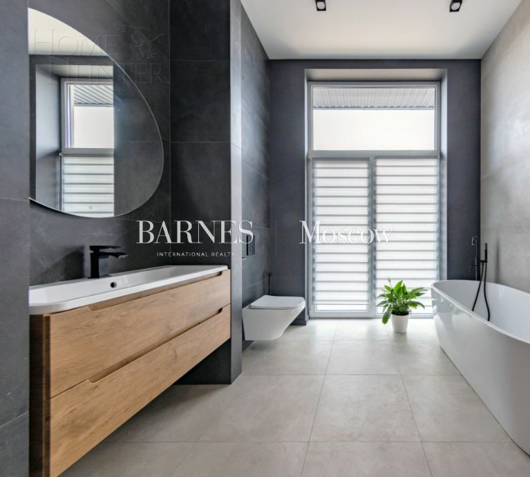 2-этажный коттедж 260 м² с отделкой