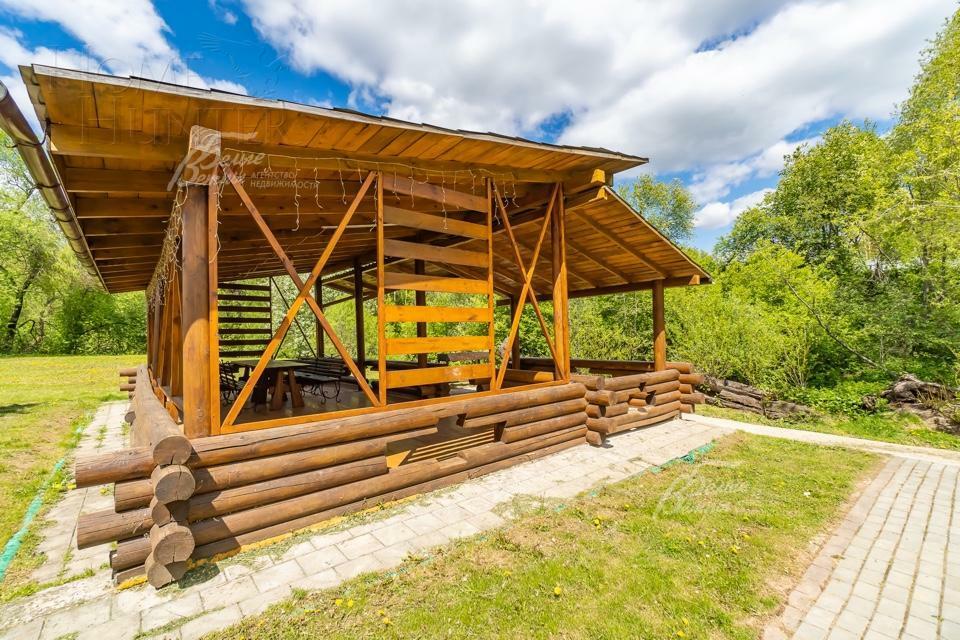 2-этажный коттедж 370 м² с отделкой