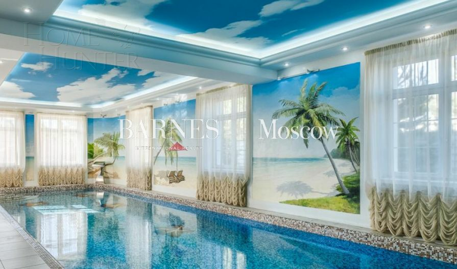 3-этажный коттедж 1 650 м² с отделкой