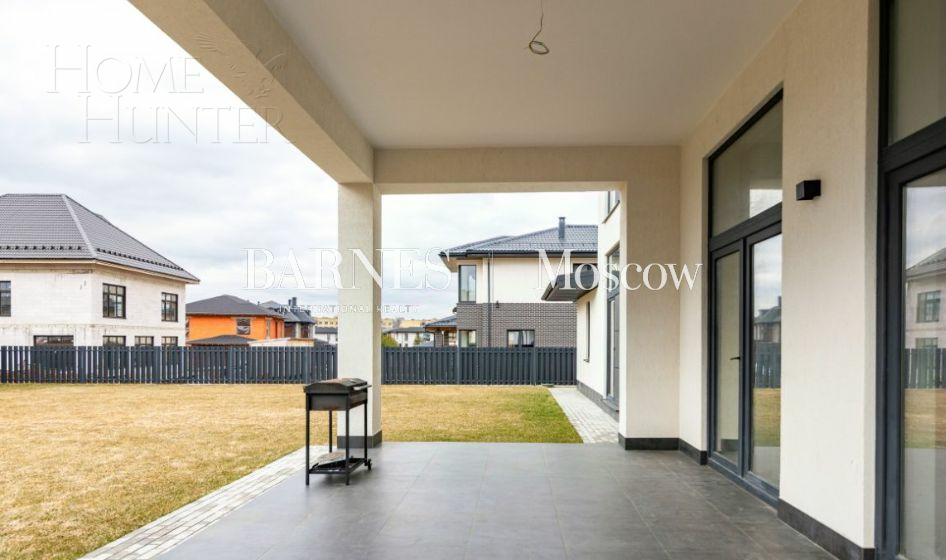 2-этажный коттедж 260 м² с отделкой