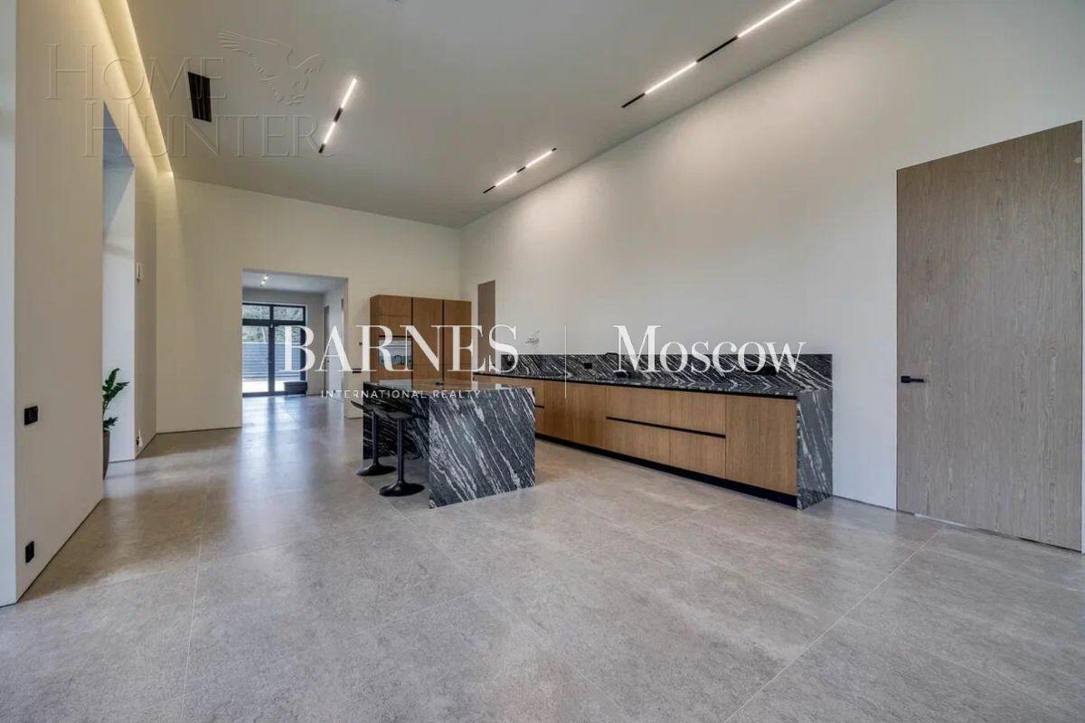 1-этажный коттедж 440 м² с отделкой