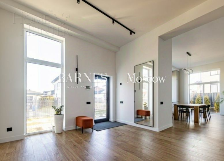 2-этажный коттедж 260 м² с отделкой