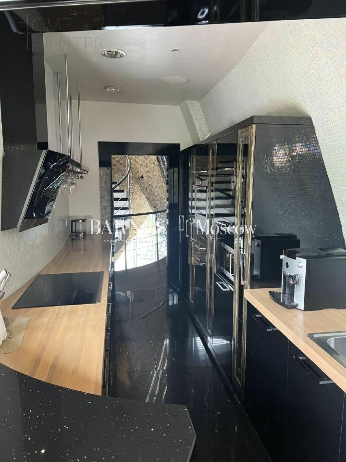 2-этажный коттедж 409.4 м² с отделкой