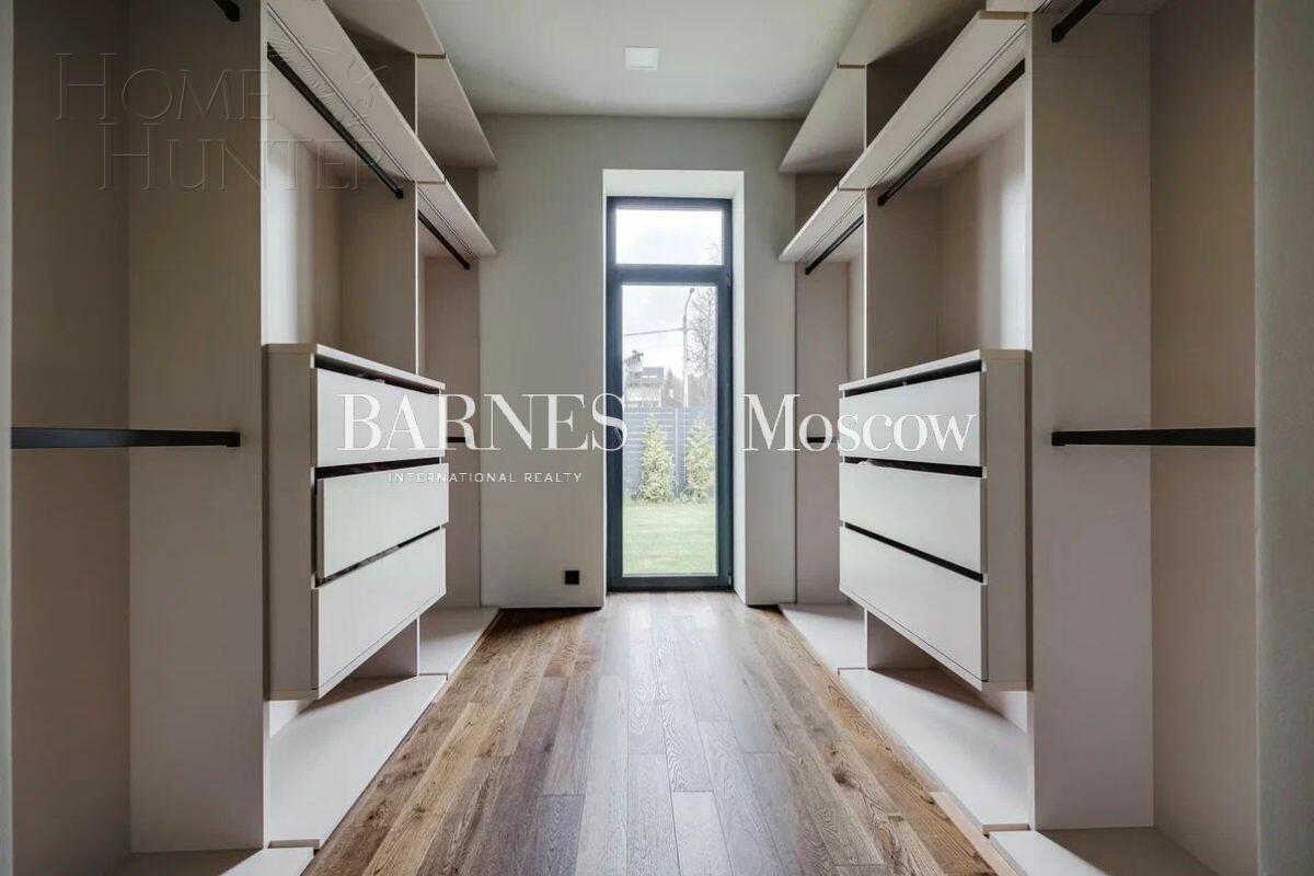 1-этажный коттедж 440 м² с отделкой