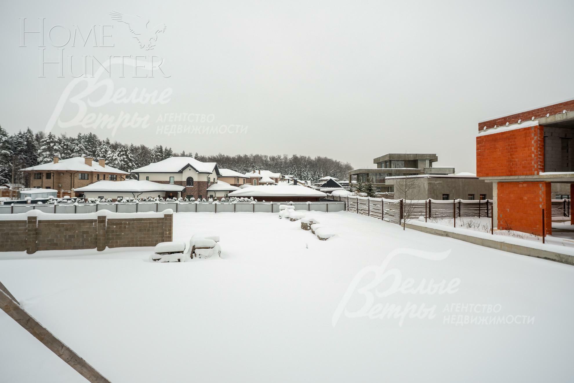 2-этажный коттедж 702 м² без отделки