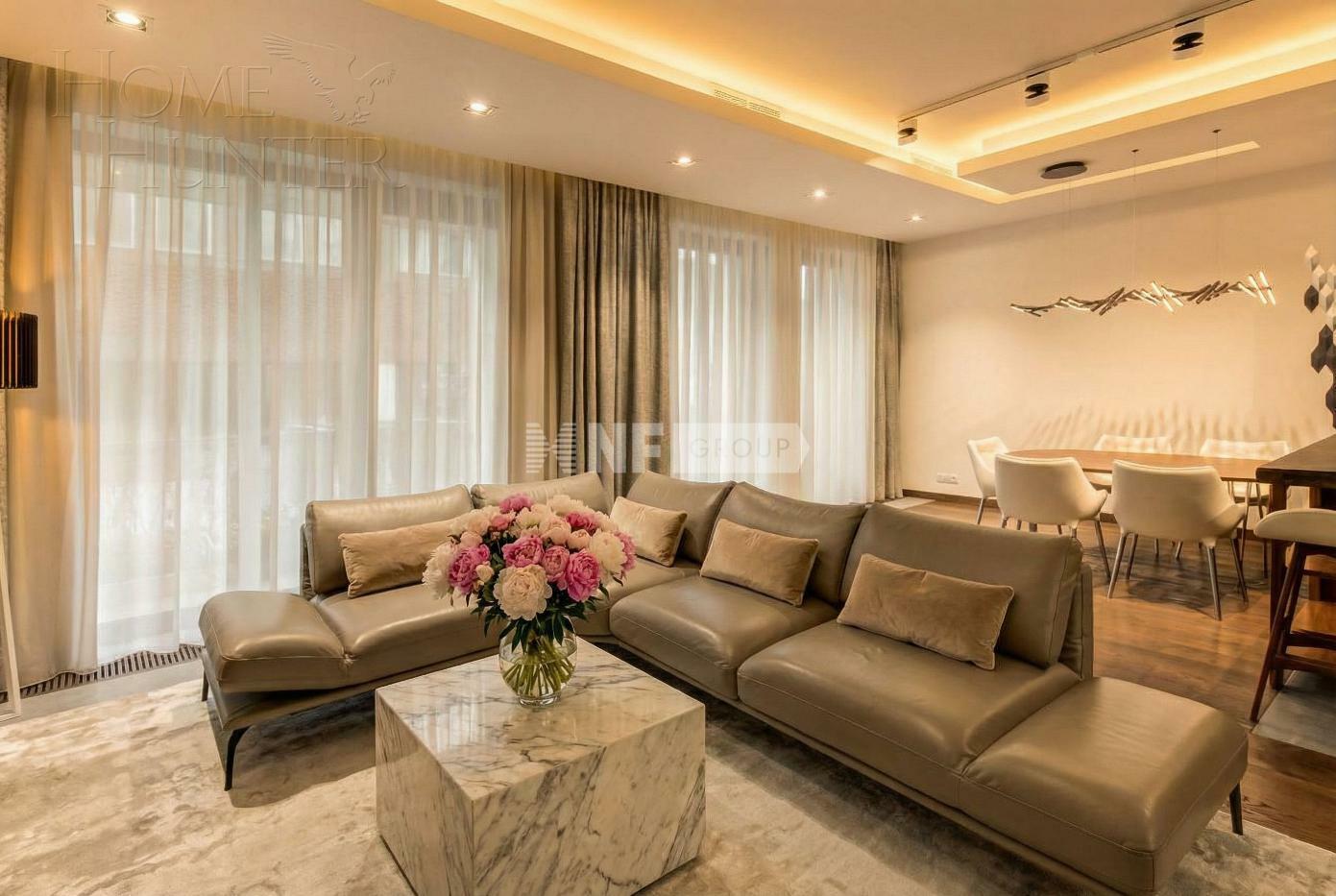 2-УРОВНЕВЫЙ ТАУНХАУС С ОТДЕЛКОЙ 236 М² НА 1 ЭТАЖЕ