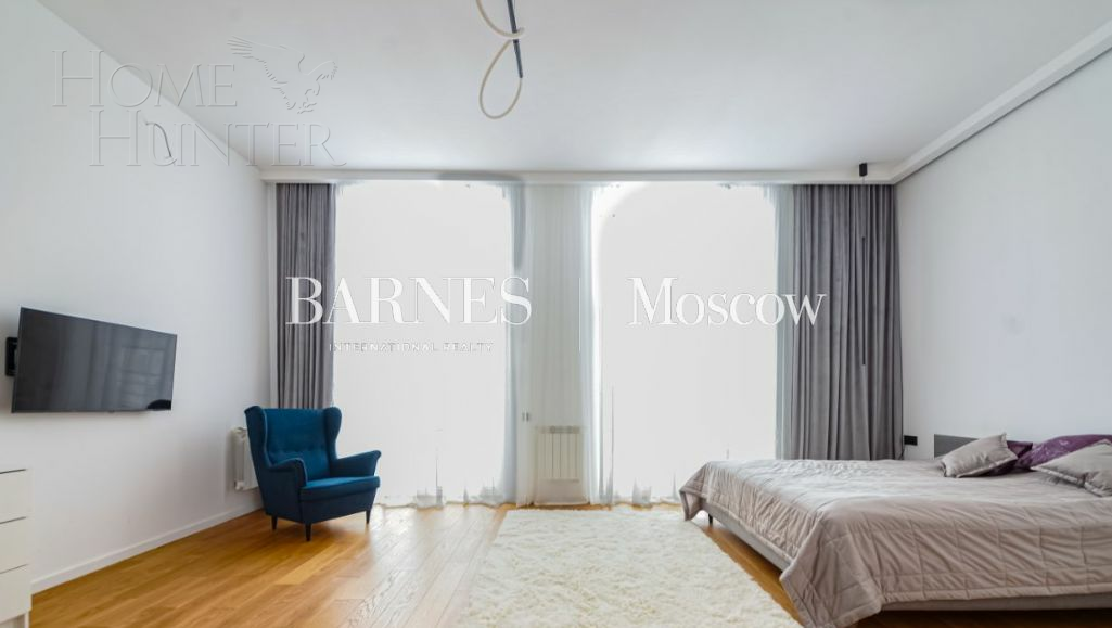 2-этажный коттедж 260 м² с отделкой