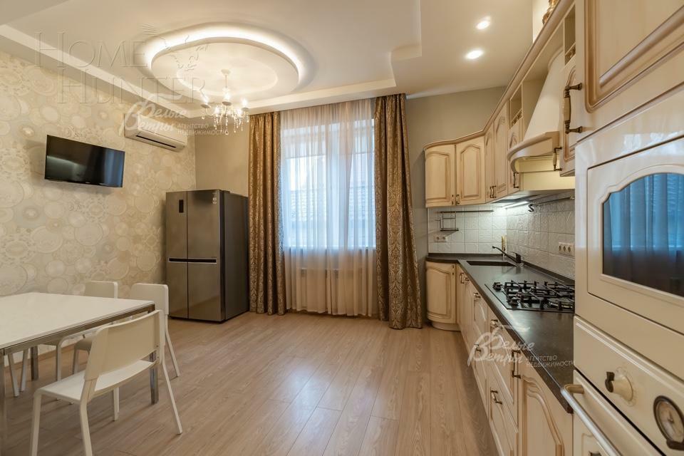 2-этажный коттедж 370 м² с отделкой