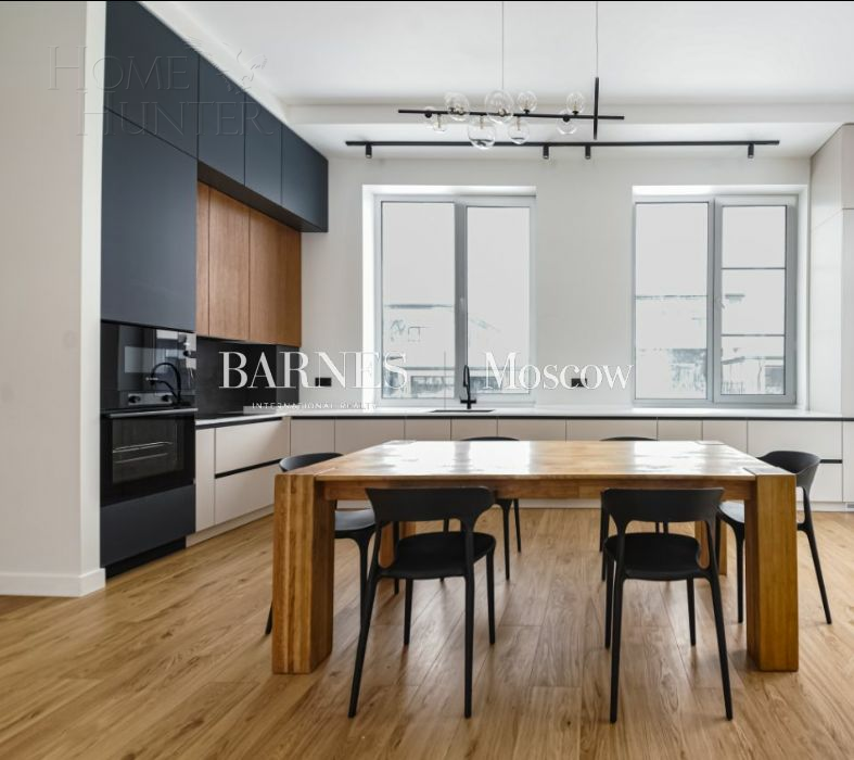 2-этажный коттедж 260 м² с отделкой