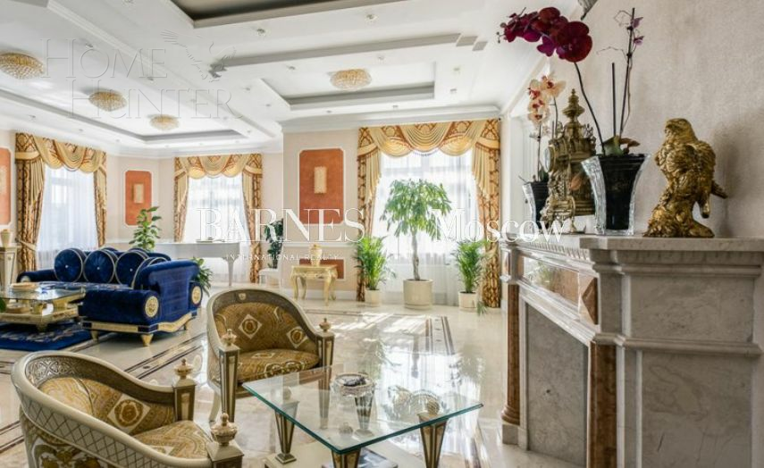 3-этажный коттедж 1 650 м² с отделкой