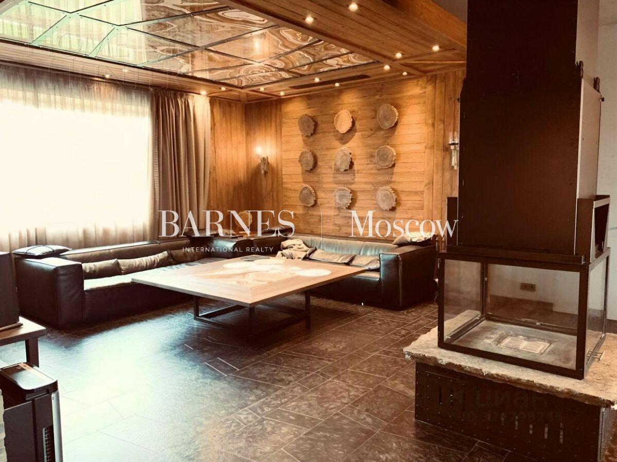 3-этажный коттедж 700 м² с отделкой