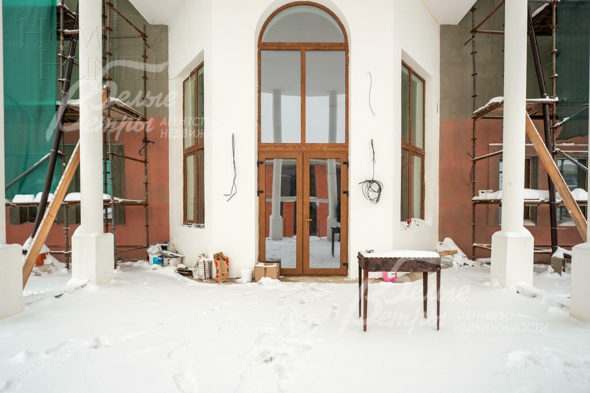 2-этажный коттедж 702 м² без отделки