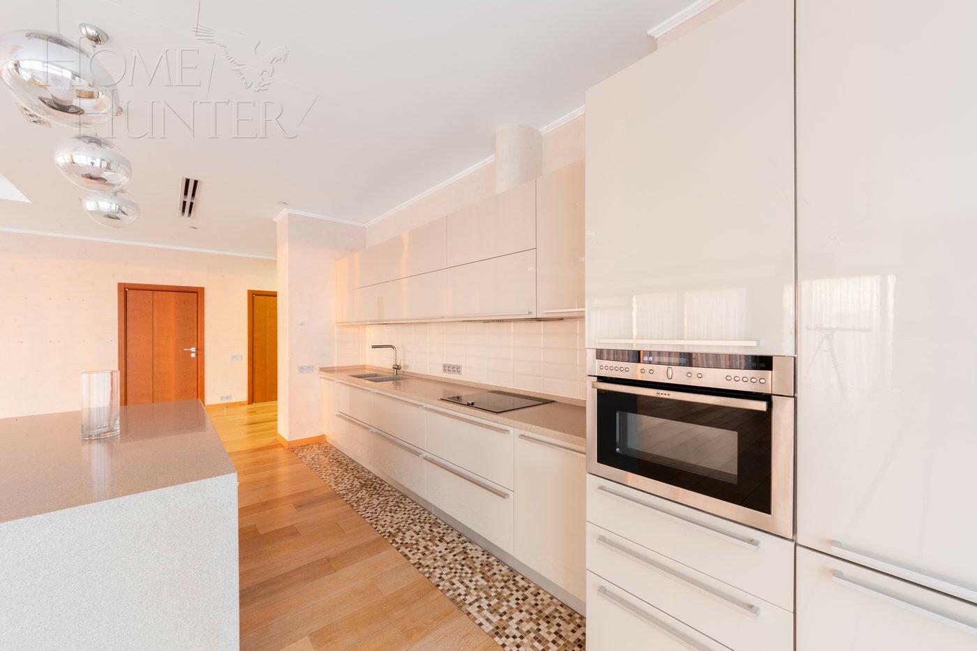 3-КОМН. АПАРТАМЕНТЫ С ОТДЕЛКОЙ 223 М² НА 36 ЭТАЖЕ