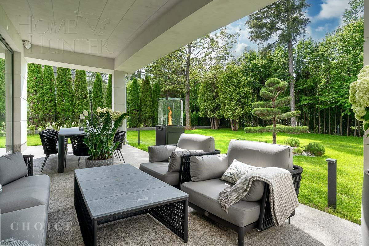 2-этажный коттедж 1 256 м² с отделкой