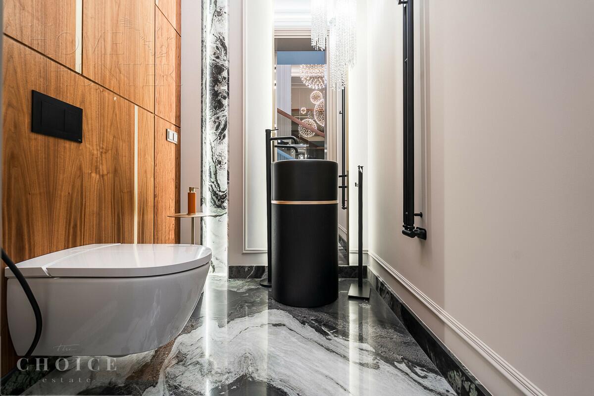 2-этажный коттедж 1 350 м² с отделкой