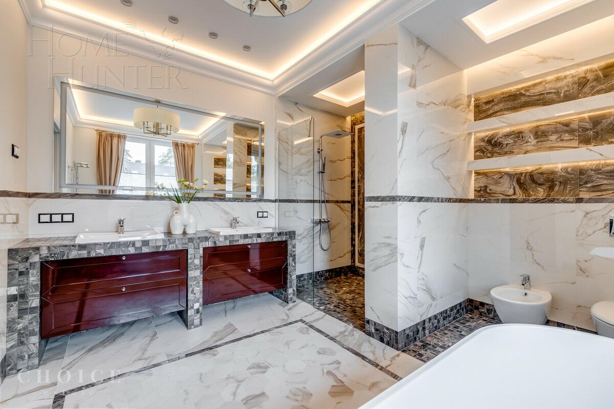 2-этажный коттедж 1 125 м² с отделкой