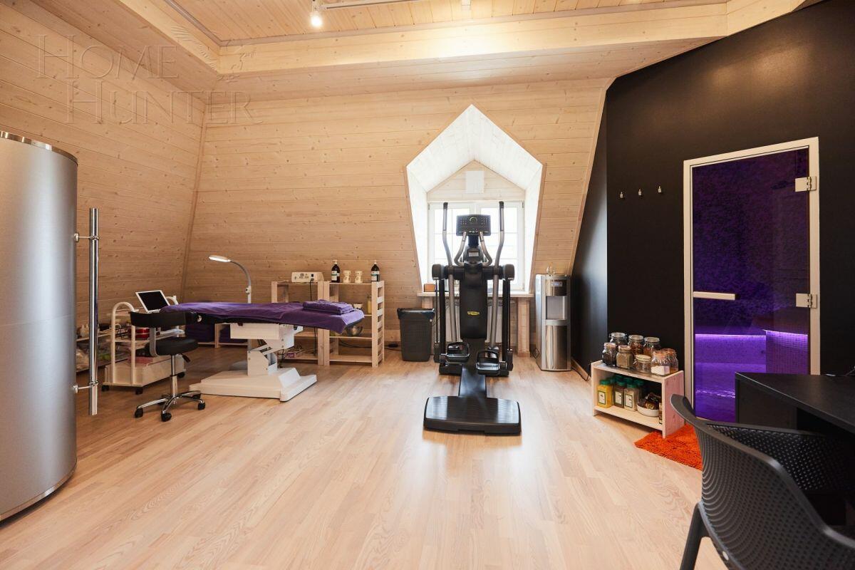 3-этажный коттедж 550 м² с отделкой
