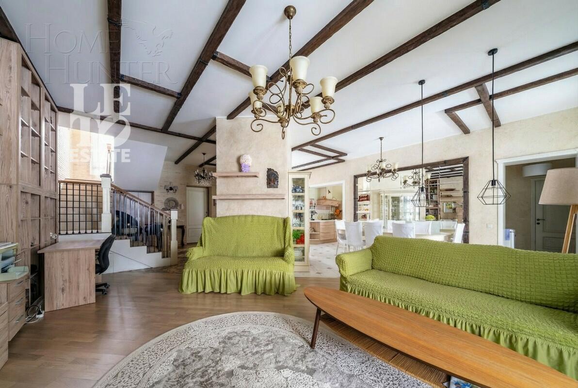 2-этажный таунхаус 209.2 м² с отделкой