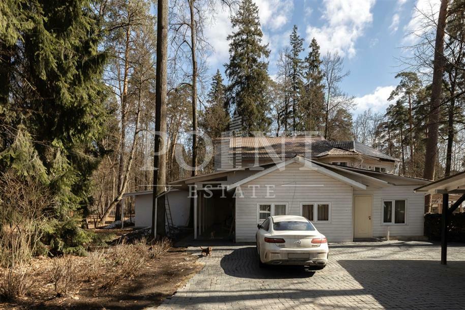 2-этажный коттедж 450 м² с отделкой