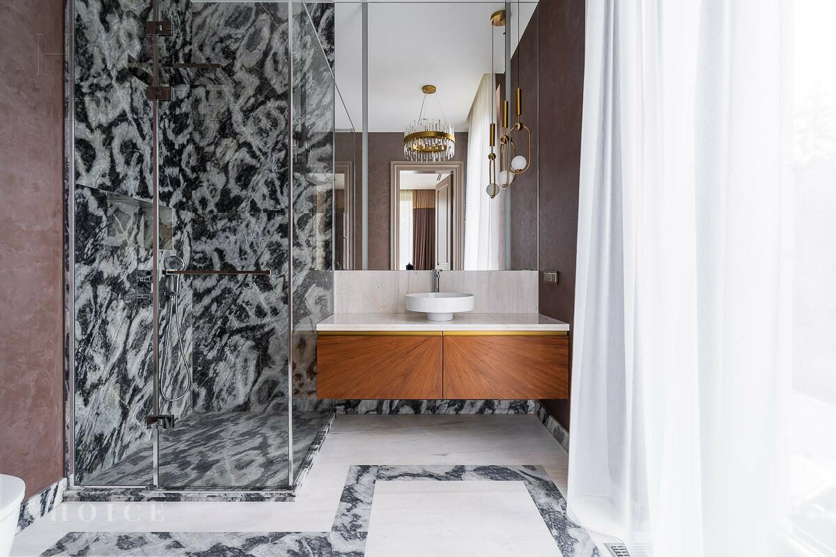 2-этажный коттедж 1 350 м² с отделкой