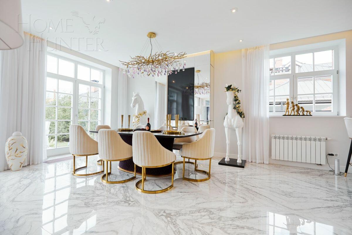 3-этажный коттедж 550 м² с отделкой
