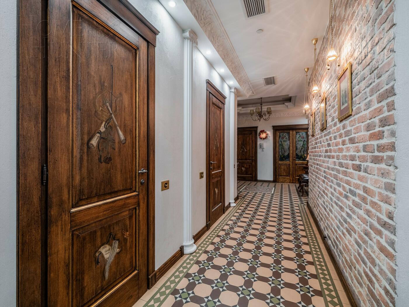 3-КОМН. КВАРТИРА С ОТДЕЛКОЙ 219.5 М² НА 10 ЭТАЖЕ