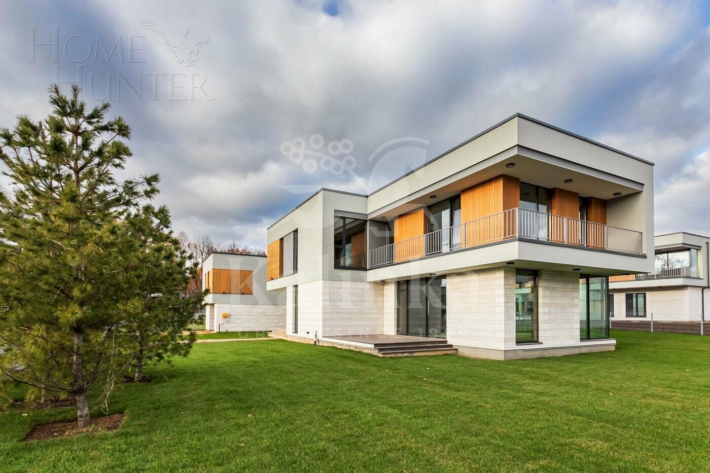 2-этажный коттедж 530 м² без отделки