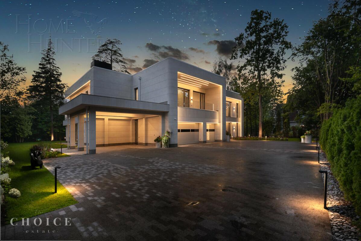 2-этажный коттедж 1 256 м² с отделкой