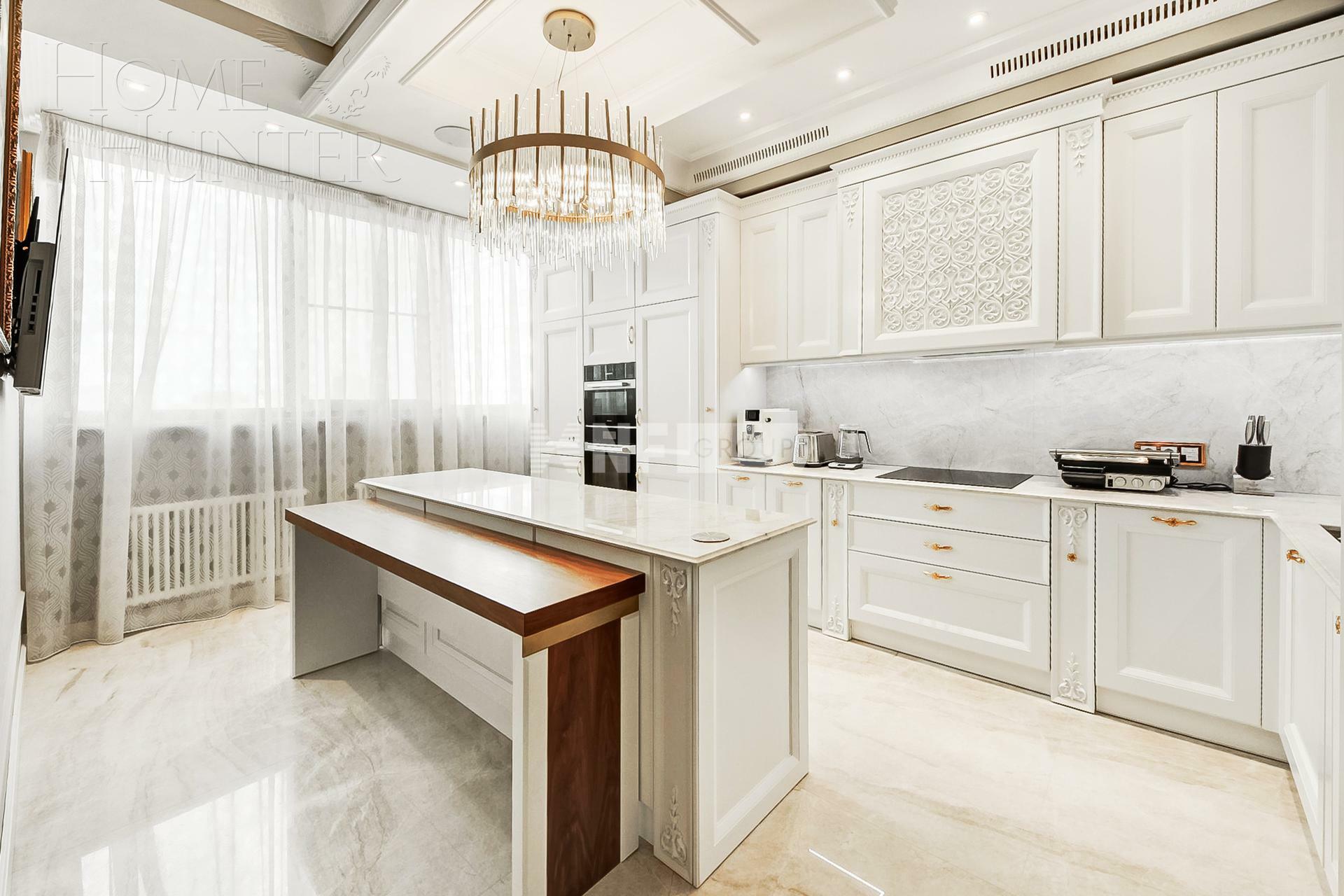 4-КОМН. КВАРТИРА С ОТДЕЛКОЙ 192.9 М² НА 19 ЭТАЖЕ