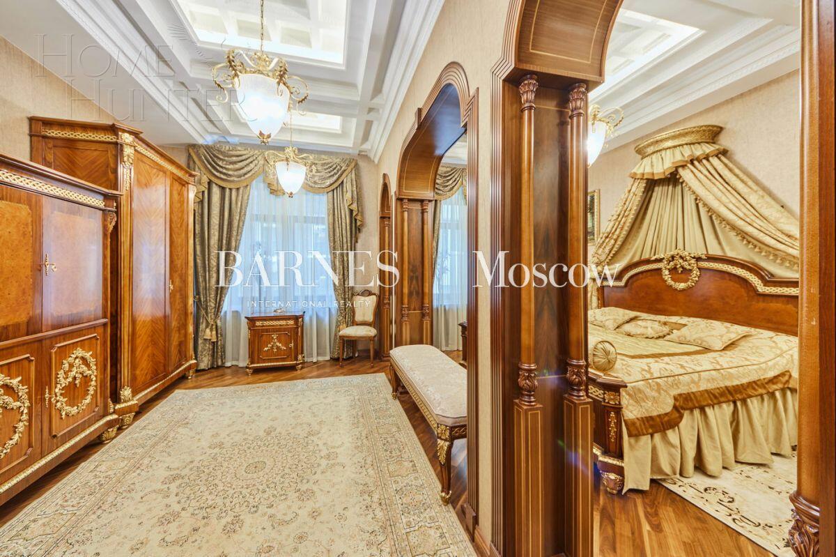 3-КОМН. КВАРТИРА С ОТДЕЛКОЙ 136.5 М² НА 3 ЭТАЖЕ