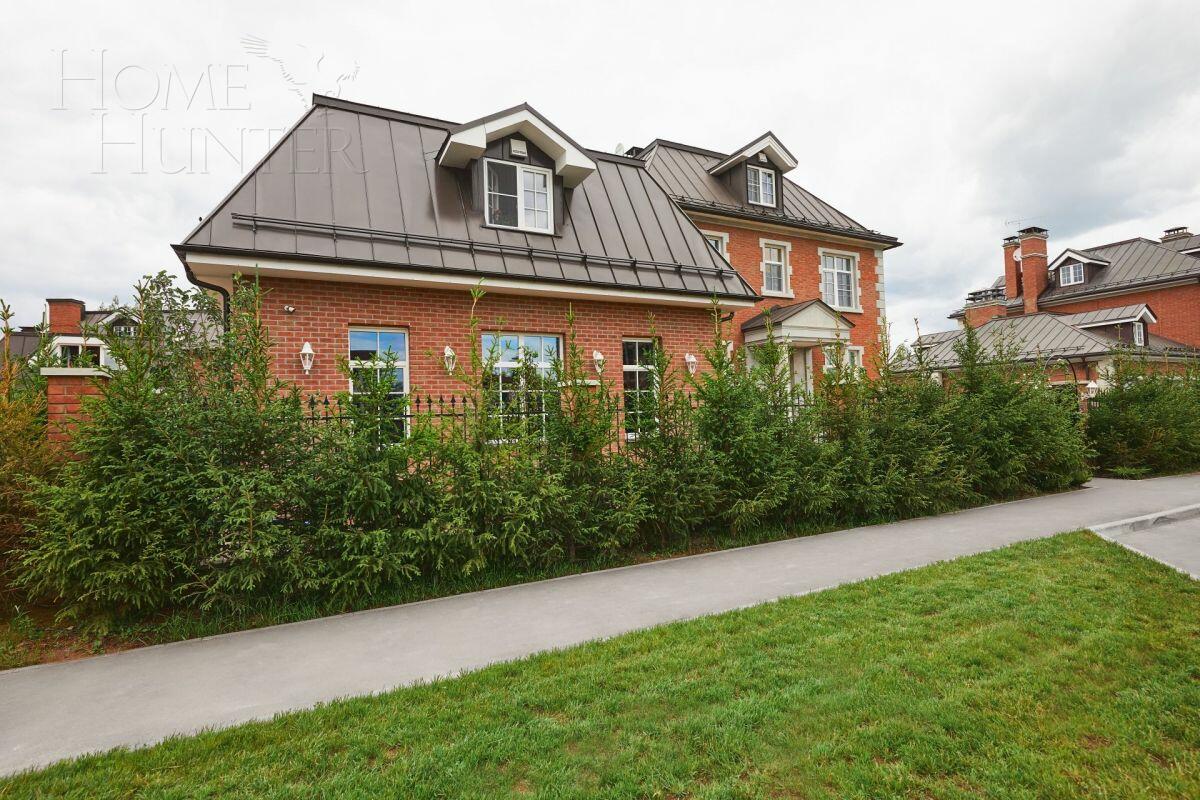 3-этажный коттедж 550 м² с отделкой